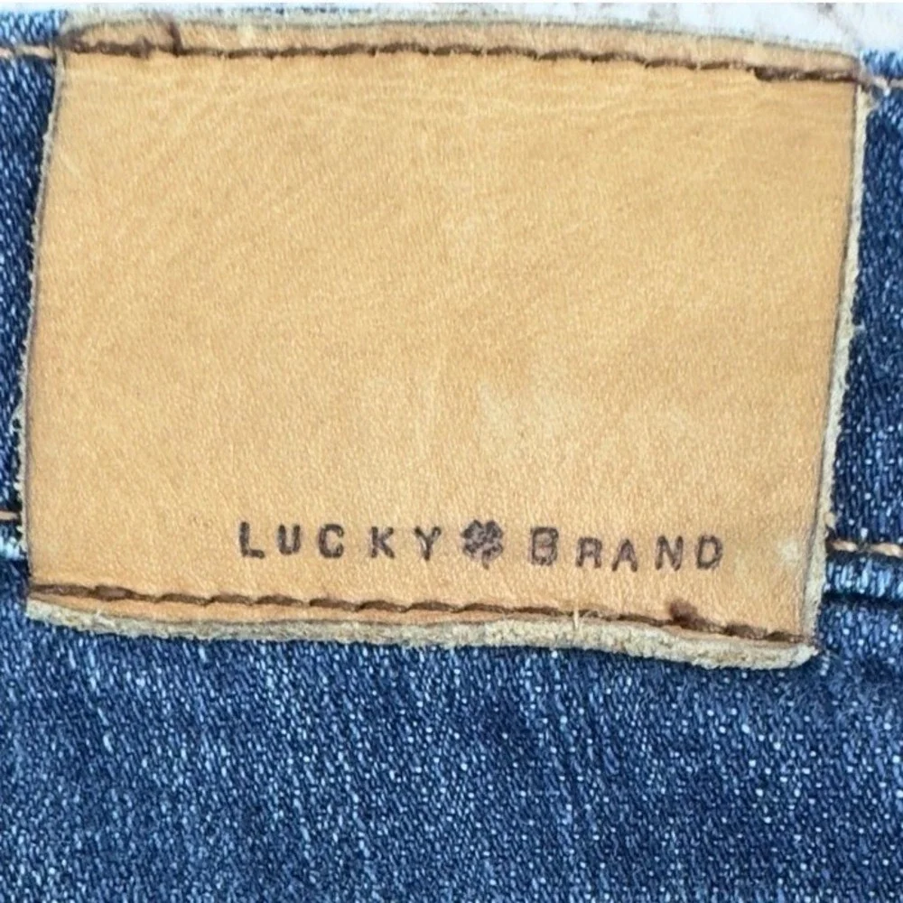 Lucky Brand Sweet Straight Jeans Womens 2/26‎ Dark Wash Blue Denim Stretch Jeans